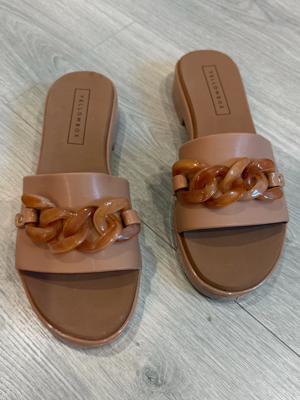 Yellow Box Tan Chain-Link Slide Sandals- 7 - Picture 5 of 9